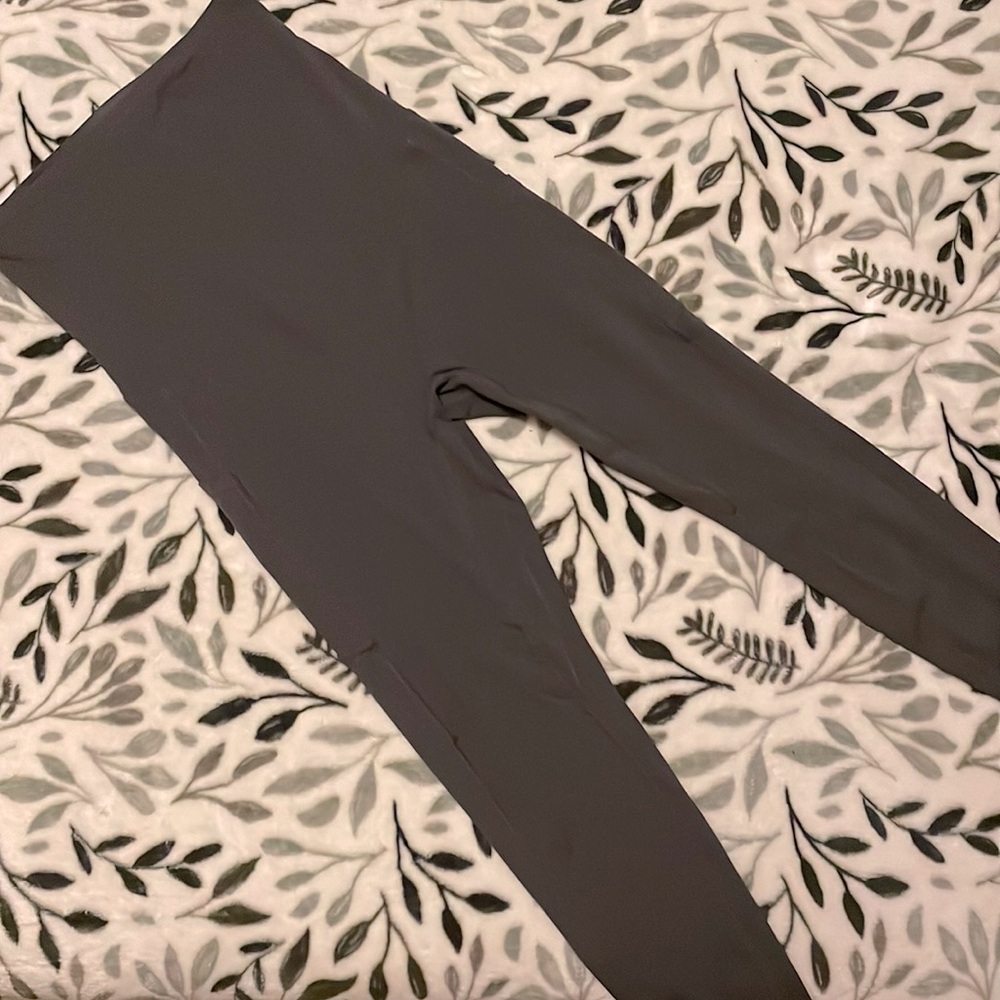Maternity yoga pants